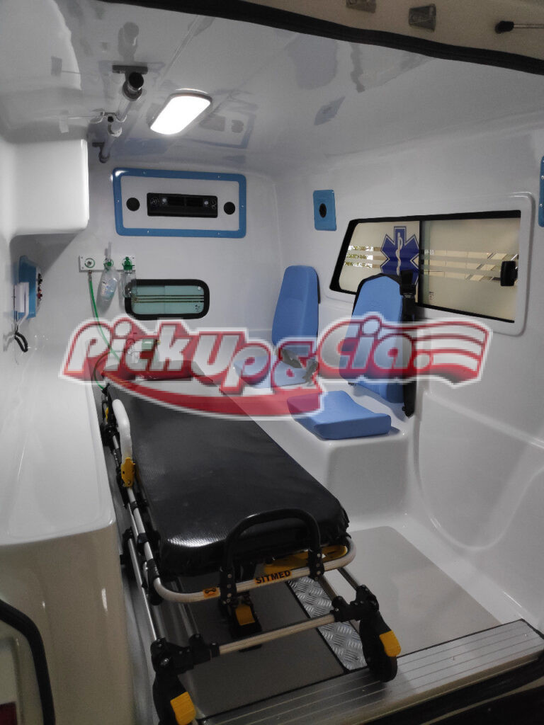 Cabine Toyota Hilux Ambulância
