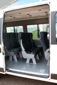 transformação van passageiro Renault Master L3H2