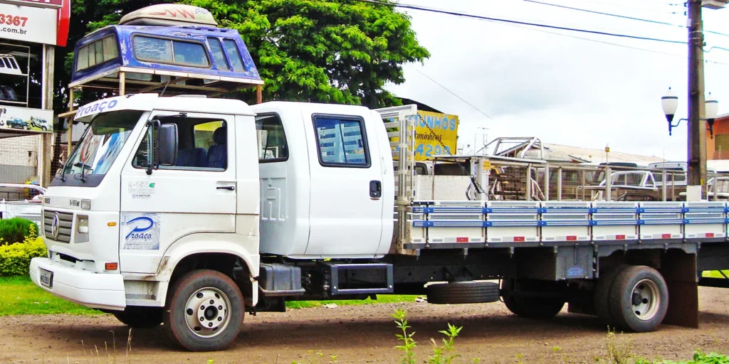 Cabine Suplementar em Fibra para Caminhão VolksWagen 9.150