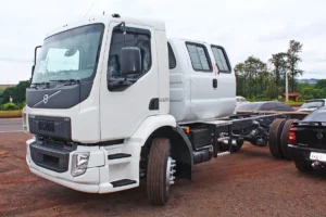 Cabine Suplementar de Fibra para Caminhão Volvo 220