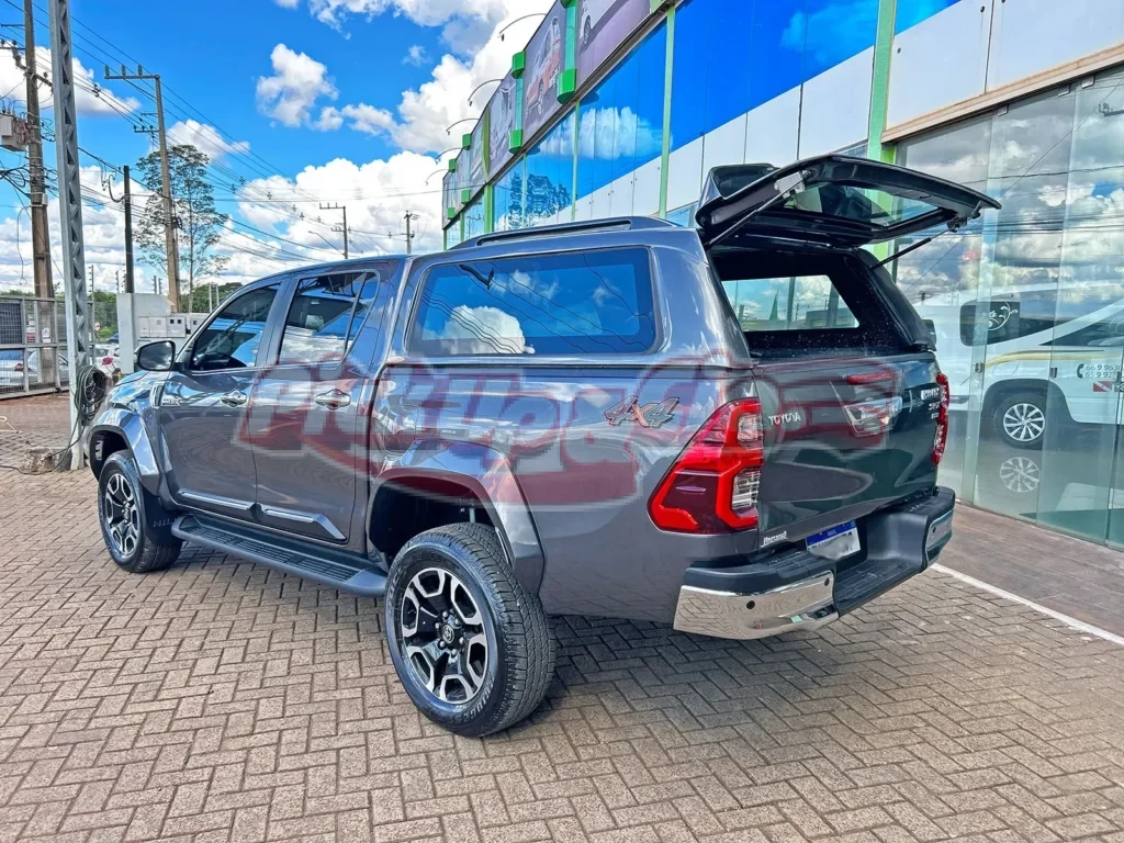 Capota de Fibra para Nova Toyota Hilux Dupla 2024, capota de fibra modelo sw4.