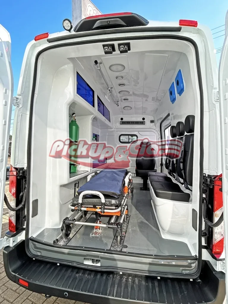 transformação renault master ambulancia uti classic