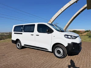 transformação Van Passageiro Fiat Scudo 7+1 ocupantes.