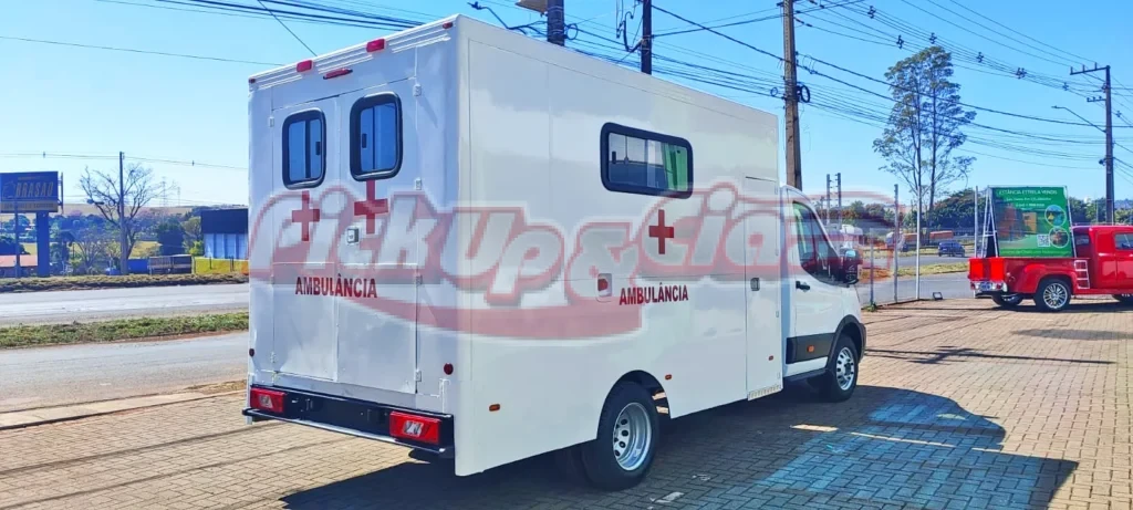 Renault Master Ambulancia Baú, Simples Remolão e UTI.