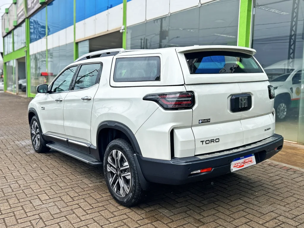 Capota de Fibra de Vidro para Fiat Toro 2025 e 2026, capota reta.