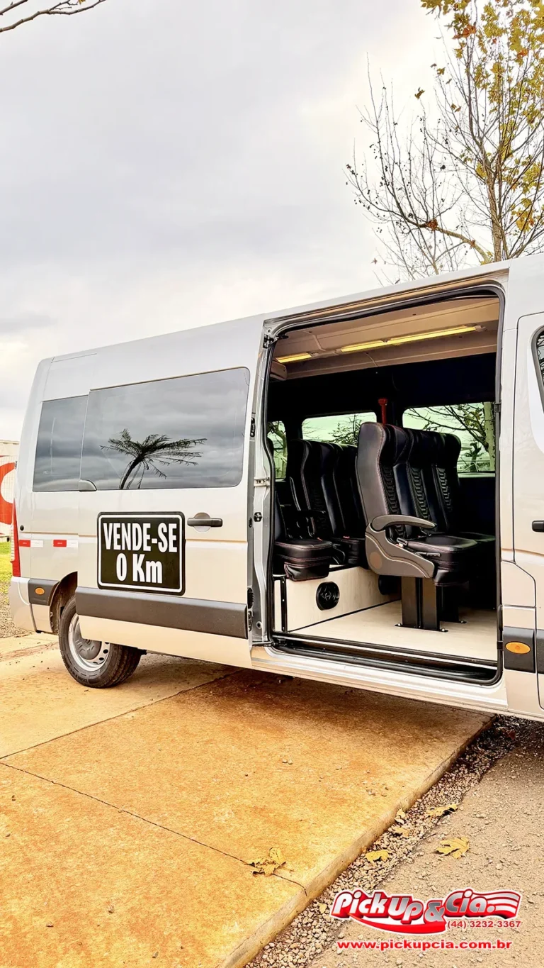 Nova Renault Master Van Passageiro