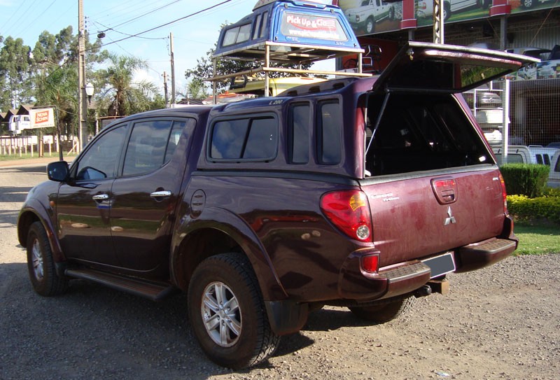 Capota de Fibra para mitsubishi L200