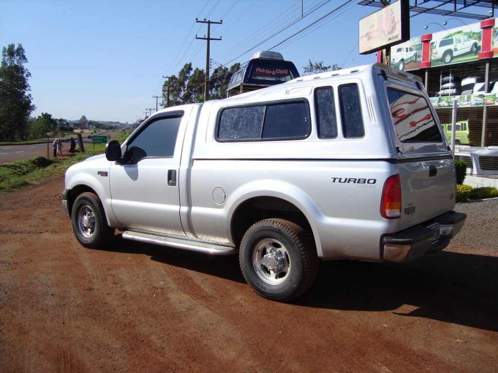 Capota de Fibra Tobogã para F250 cabine simples.