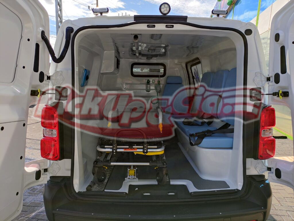 Peugeot Expert Ambulância