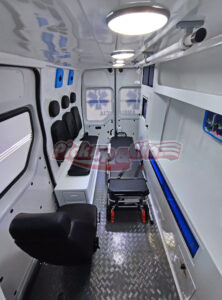 transformação renault master ambulancia uti classic