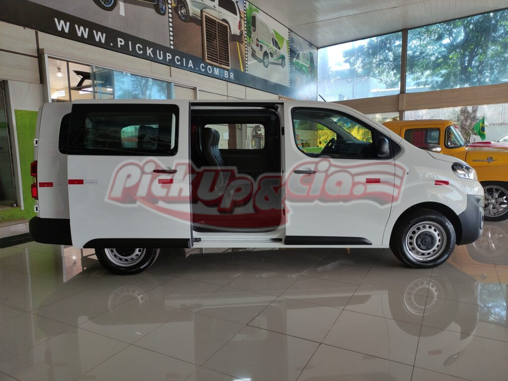 Van Passageiro Fiat Scudo 