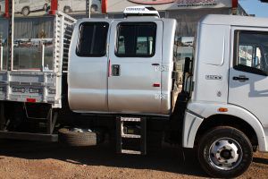 Cabine suplementar de fibra para agrale