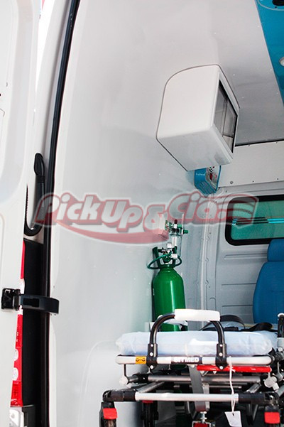 transformação de ambulancia simples remoção ford transit