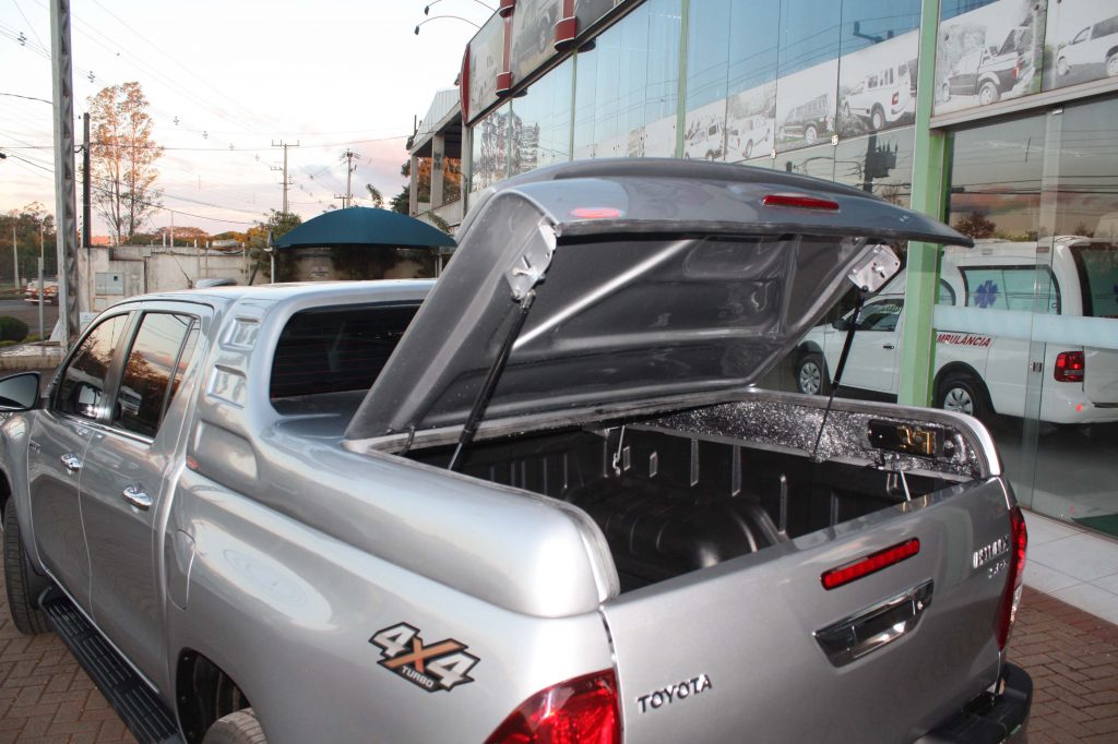 tampão marítimo alto liso de fibra para Toyota Hilux cabine dupla