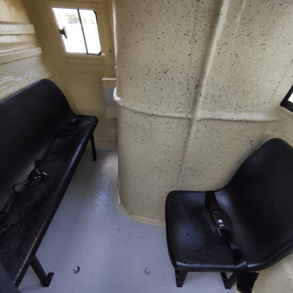 Volkswagen 24.280 com cabine