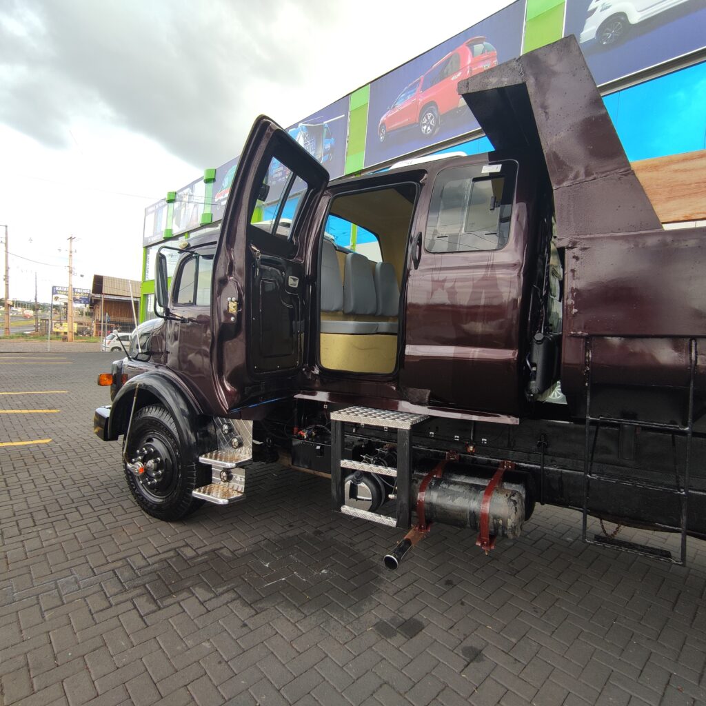 Cabine suplementar para Mercedes 1113