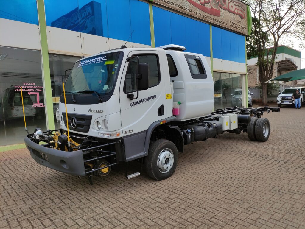 Cabine suplementar para Mercedes 815