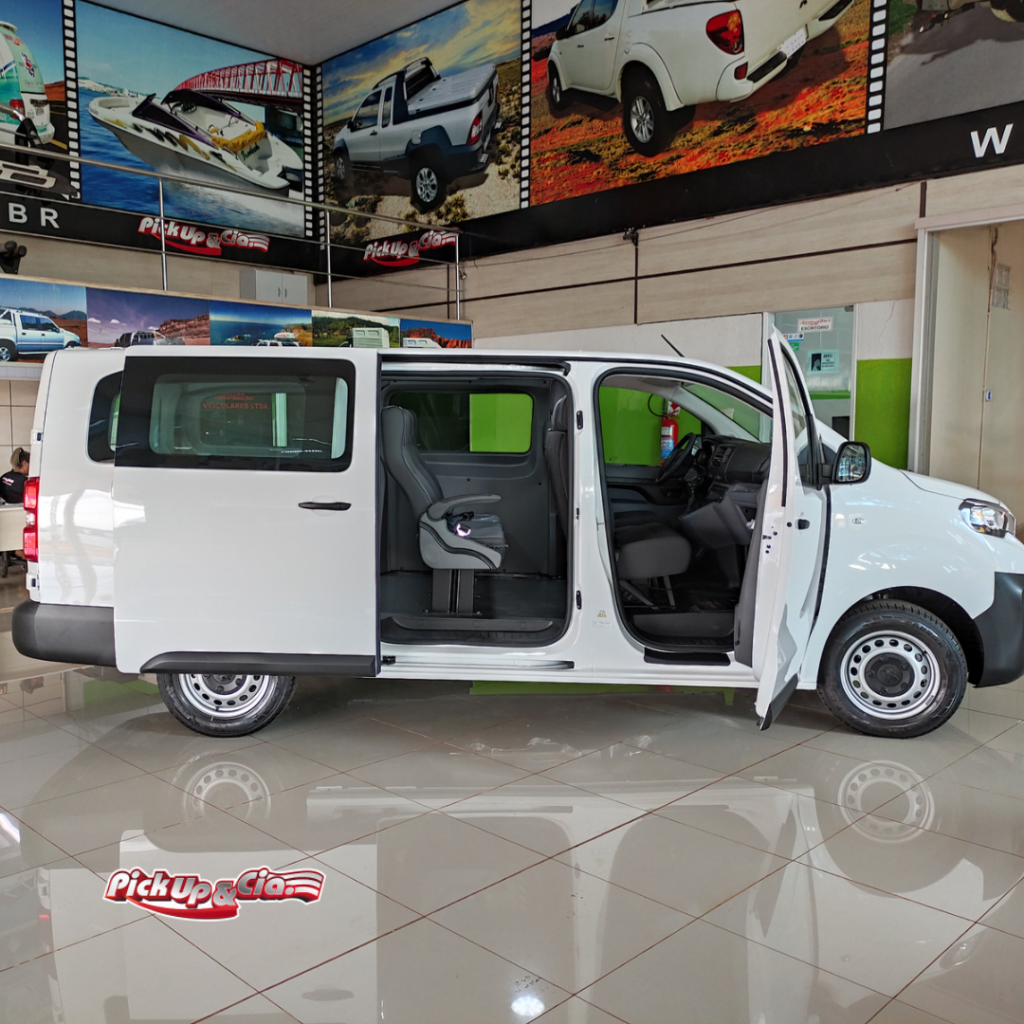 Van Peugeot Expert Passageiro e Escolar