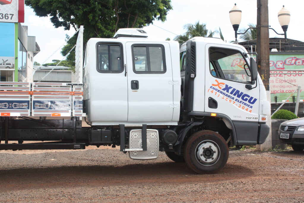 Mercedes 1016 com cabine suplementar