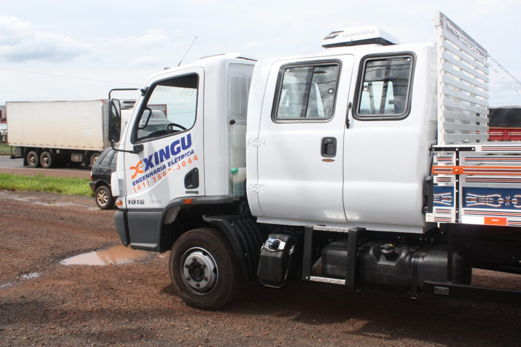 Mercedes 1016 com cabine suplementar