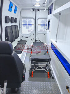 transformação renault master ambulancia uti classic