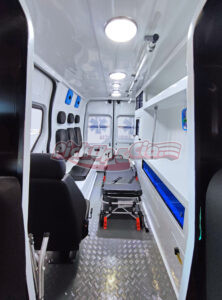 transformação renault master ambulancia uti classic